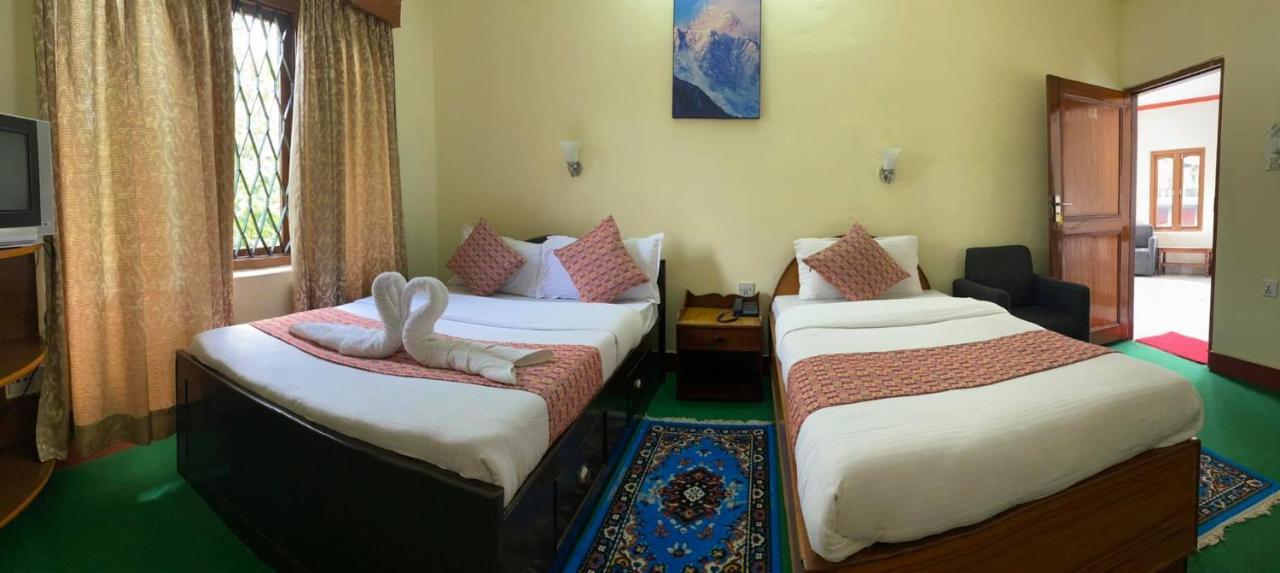 Hotel Blue Magnet Pokhara Exterior foto