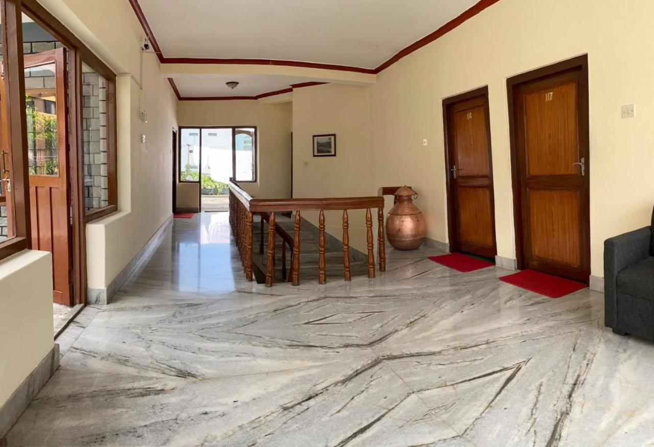 Hotel Blue Magnet Pokhara Exterior foto